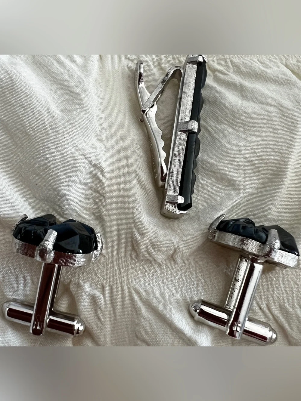 VTG (1960’s) Charcoal Classic Cufflinks & Tie Clip by Sarah Coventry